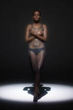 ドレスドアンドレスド“マラルメの詩”刺繍のシアードレス＆ハンマーサテンパンツ - 渋谷で期間限定ストア｜写真5