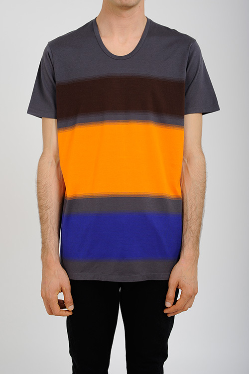 ラッド ミュージシャン、画家マーク・ロスコ作品モチーフのTシャツ発売｜写真3