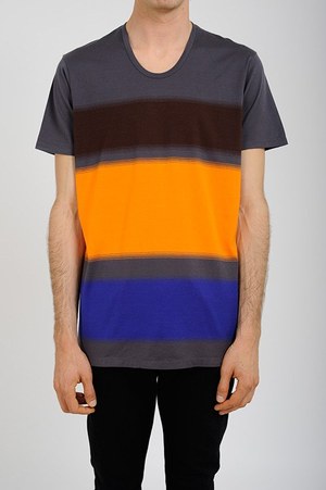 ラッド ミュージシャン、画家マーク・ロスコ作品モチーフのTシャツ発売｜写真3