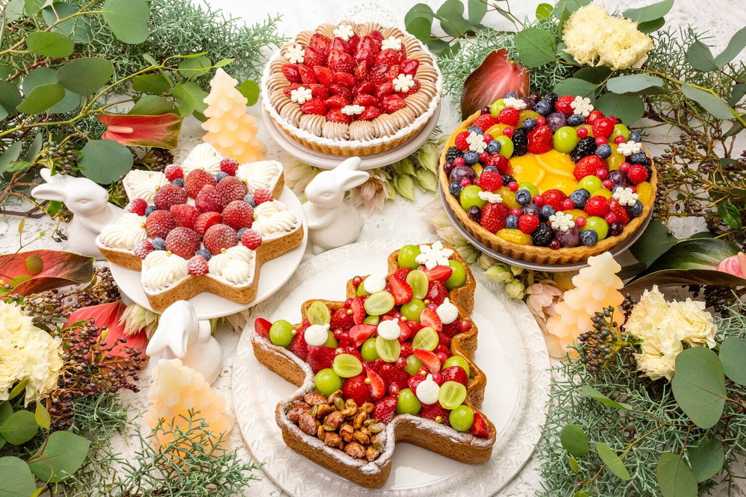 キル フェ ボンのクリスマスケーキ2023、雪イメージのクリーム×苺の“星型タルト”など｜写真5