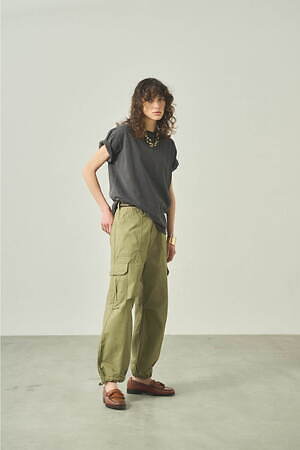 カーキ(KHA:KI) 2025年夏ウィメンズ&メンズコレクション  - 写真21