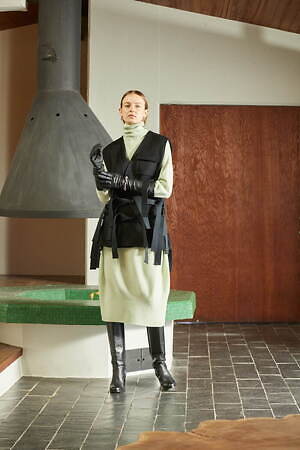 ポステレガント(POSTELEGANT) 2023-24年秋冬ウィメンズ&メンズコレクション  - 写真50