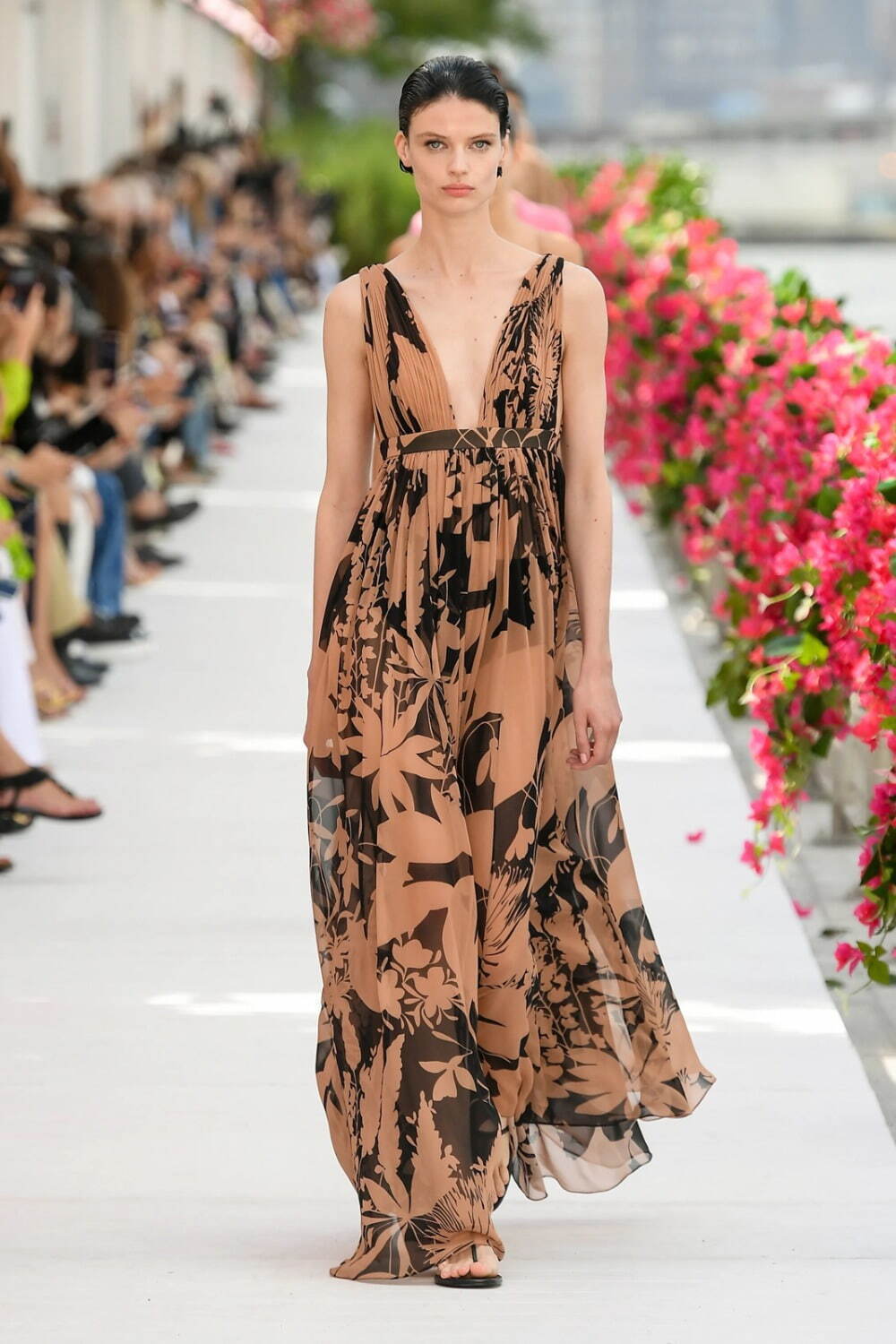 マイケル・コース コレクション 2024年春夏<span>コレクション</span> - 写真19