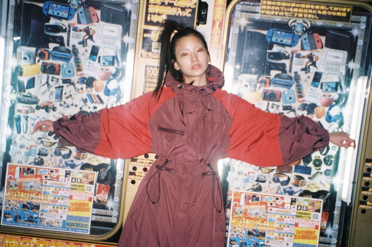 ホリデイ 2023-24年秋冬 ウィメンズ コレクション