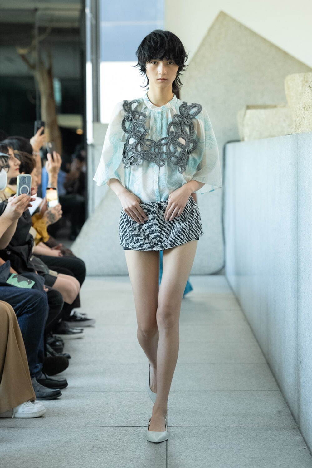ラム・シェ(RUMCHE) 2024年春夏ウィメンズコレクション シルエット - 写真3