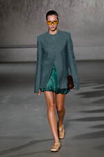 トリー バーチ 2024年春夏コレクション	- “エフォートレス”な生活を目指して｜写真3