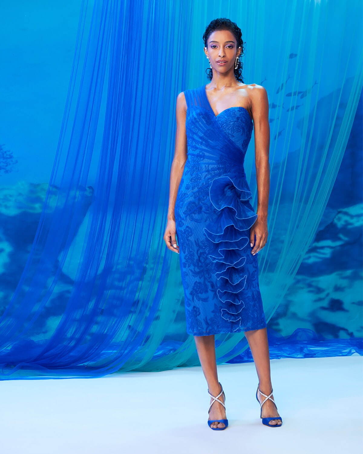 タダシ ショージ(TADASHI SHOJI) 2024年春夏ウィメンズコレクション  - 写真4