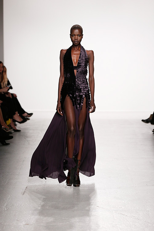 ジョン ガリアーノ(John Galliano) 2014-15年秋冬ウィメンズ