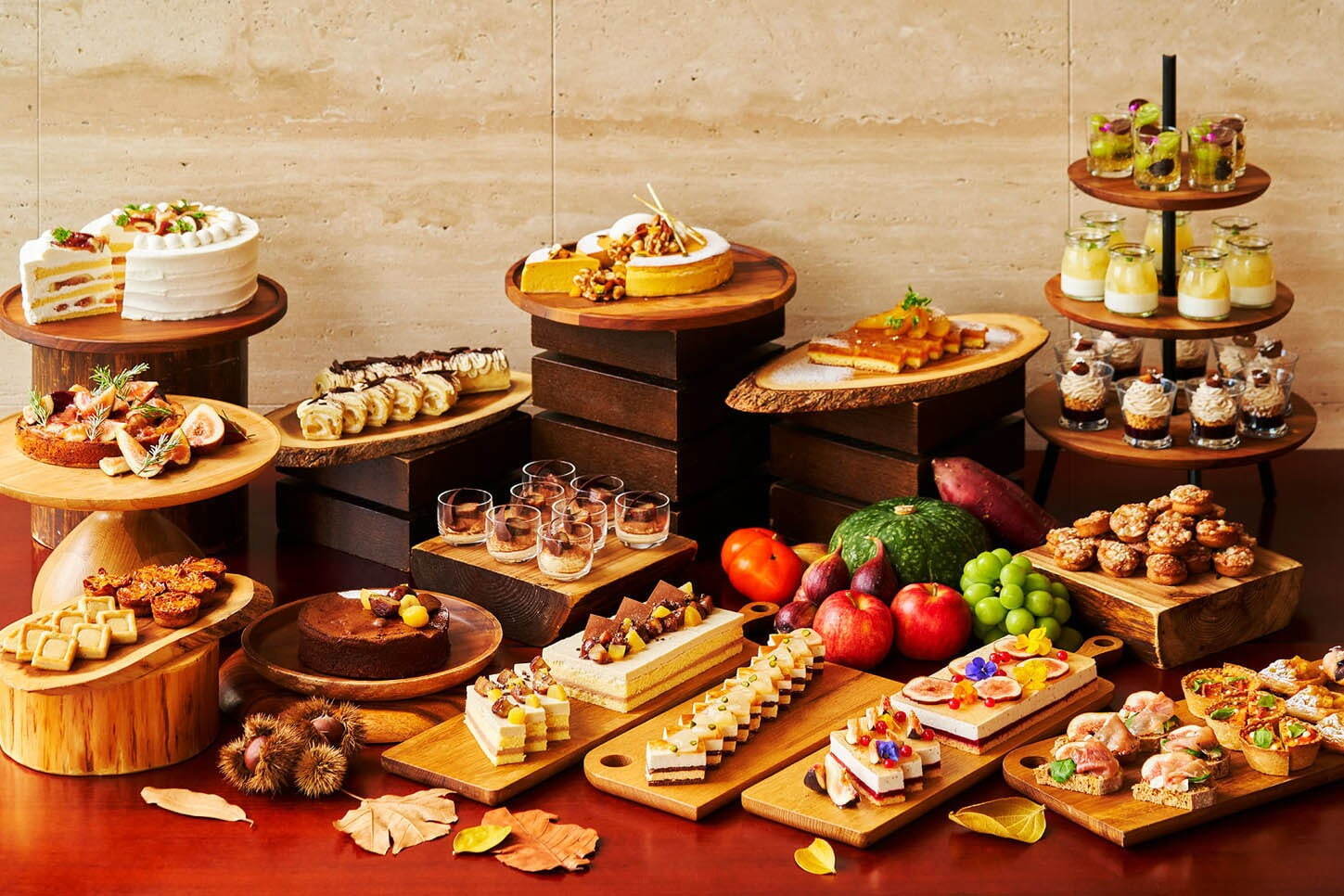 デザートビュッフェ｜インターコンチネンタルホテル大阪の秋スイーツブッフェ、イチジクや栗など秋の味覚を堪能