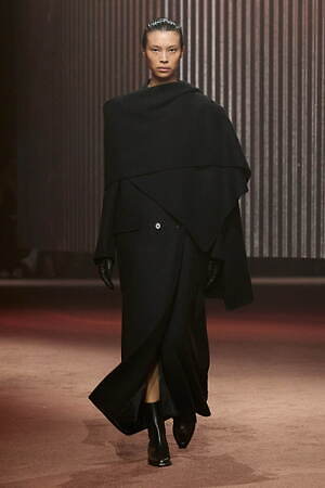 コス(COS) 2023-24年秋冬ウィメンズ&メンズコレクション  - 写真22