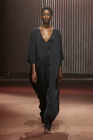 コス(COS) 2023-24年秋冬ウィメンズ&メンズコレクション  - 写真25