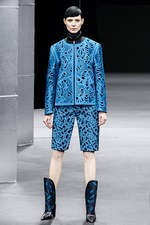 アレキサンダー ワン 2014-15年秋冬コレクション - 実用的アイテムに遊び心ある演出｜写真39