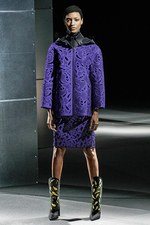 アレキサンダー ワン 2014-15年秋冬コレクション - 実用的アイテムに遊び心ある演出｜写真44