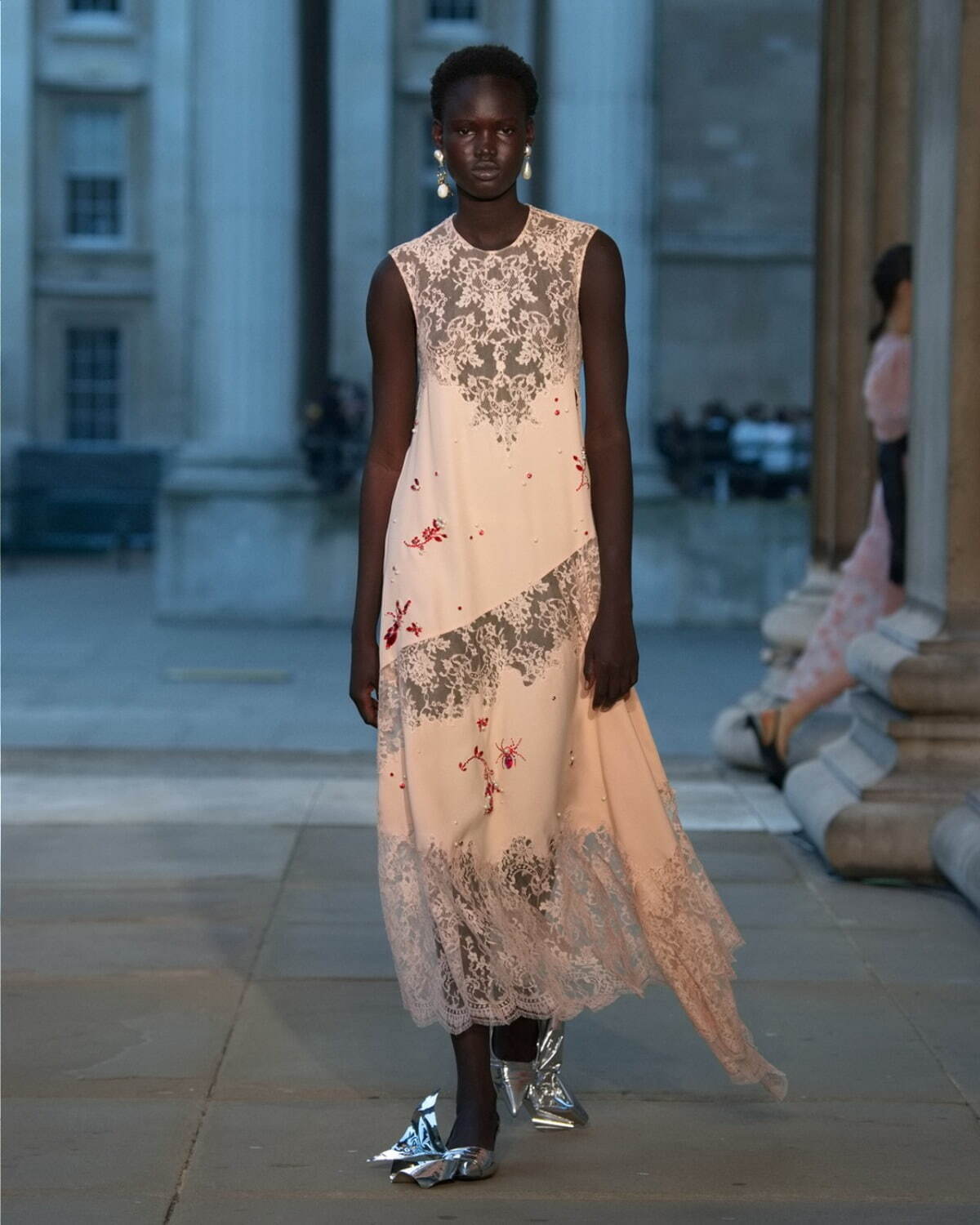 アーデム(ERDEM) 2024年春夏ウィメンズコレクション  - 写真12