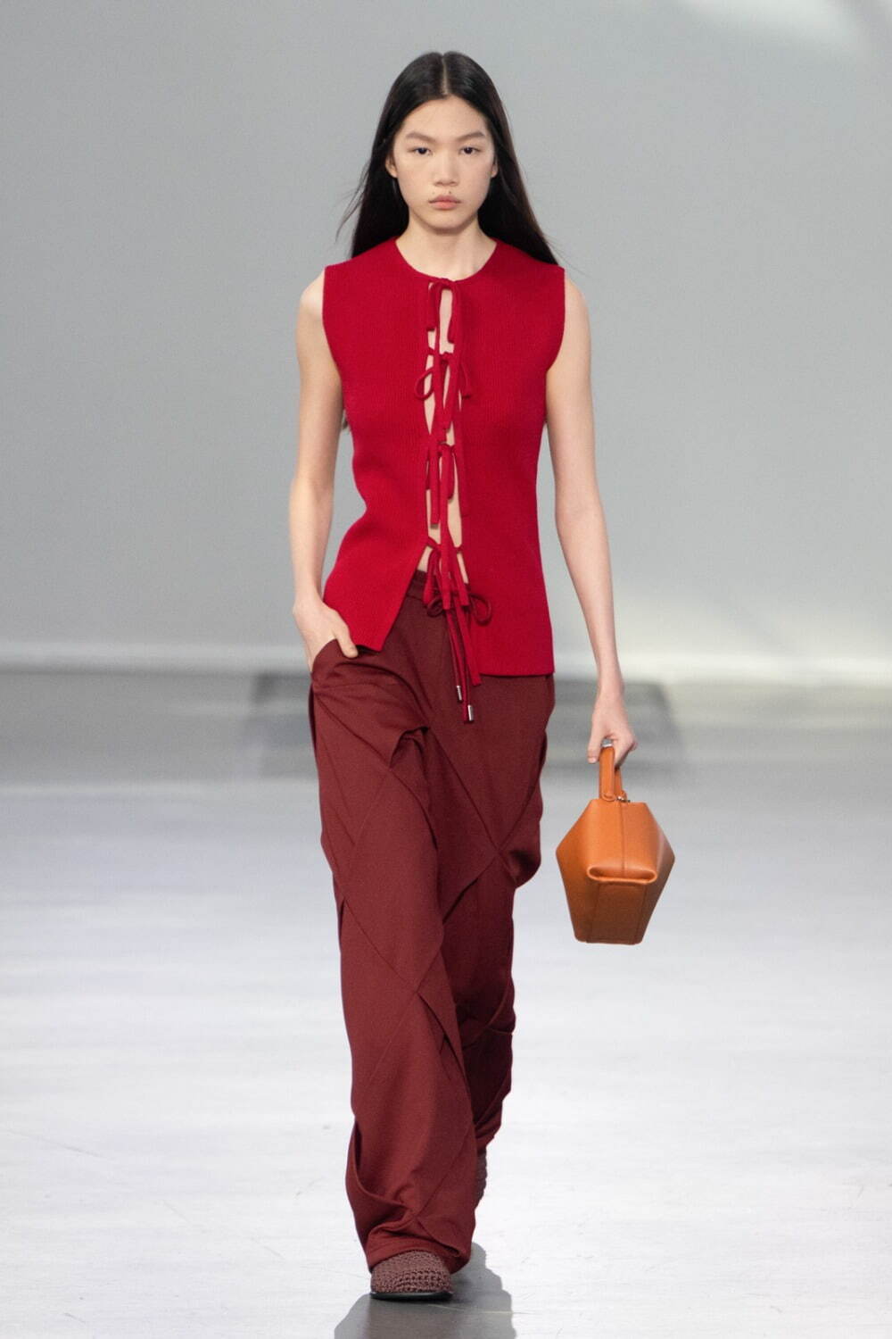 JW アンダーソン(JW Anderson) 2024年春夏ウィメンズコレクション  - 写真34