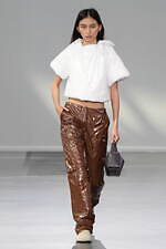 JW アンダーソン 24年春夏ウィメンズコレクション - おもちゃのような服｜写真11