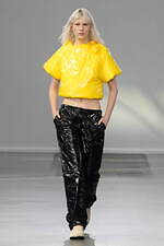 JW アンダーソン 24年春夏ウィメンズコレクション - おもちゃのような服｜写真12