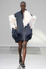 JW アンダーソン 24年春夏ウィメンズコレクション - おもちゃのような服｜写真16