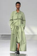 JW アンダーソン 24年春夏ウィメンズコレクション - おもちゃのような服｜写真21