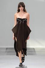 JW アンダーソン 24年春夏ウィメンズコレクション - おもちゃのような服｜写真30