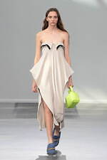 JW アンダーソン 24年春夏ウィメンズコレクション - おもちゃのような服｜写真31