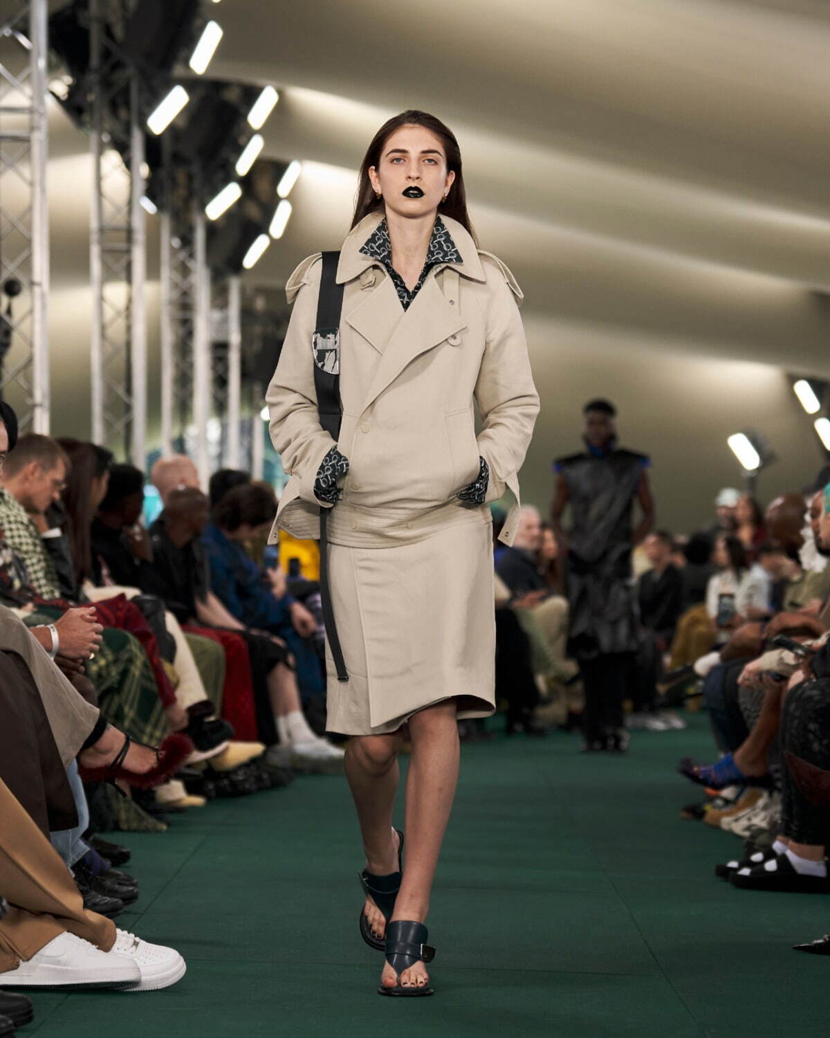 バーバリー(BURBERRY) 2024年夏ウィメンズ&メンズコレクション  - 写真3