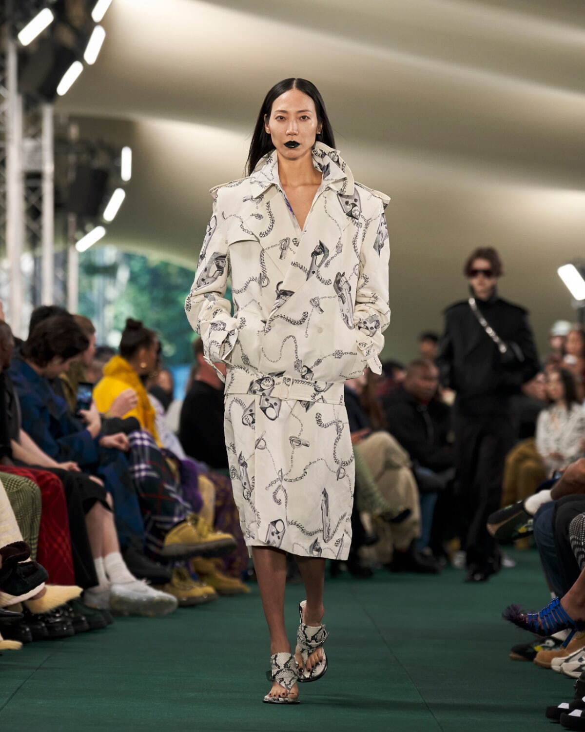 バーバリー(BURBERRY) 2024年夏ウィメンズ&メンズコレクション  - 写真5