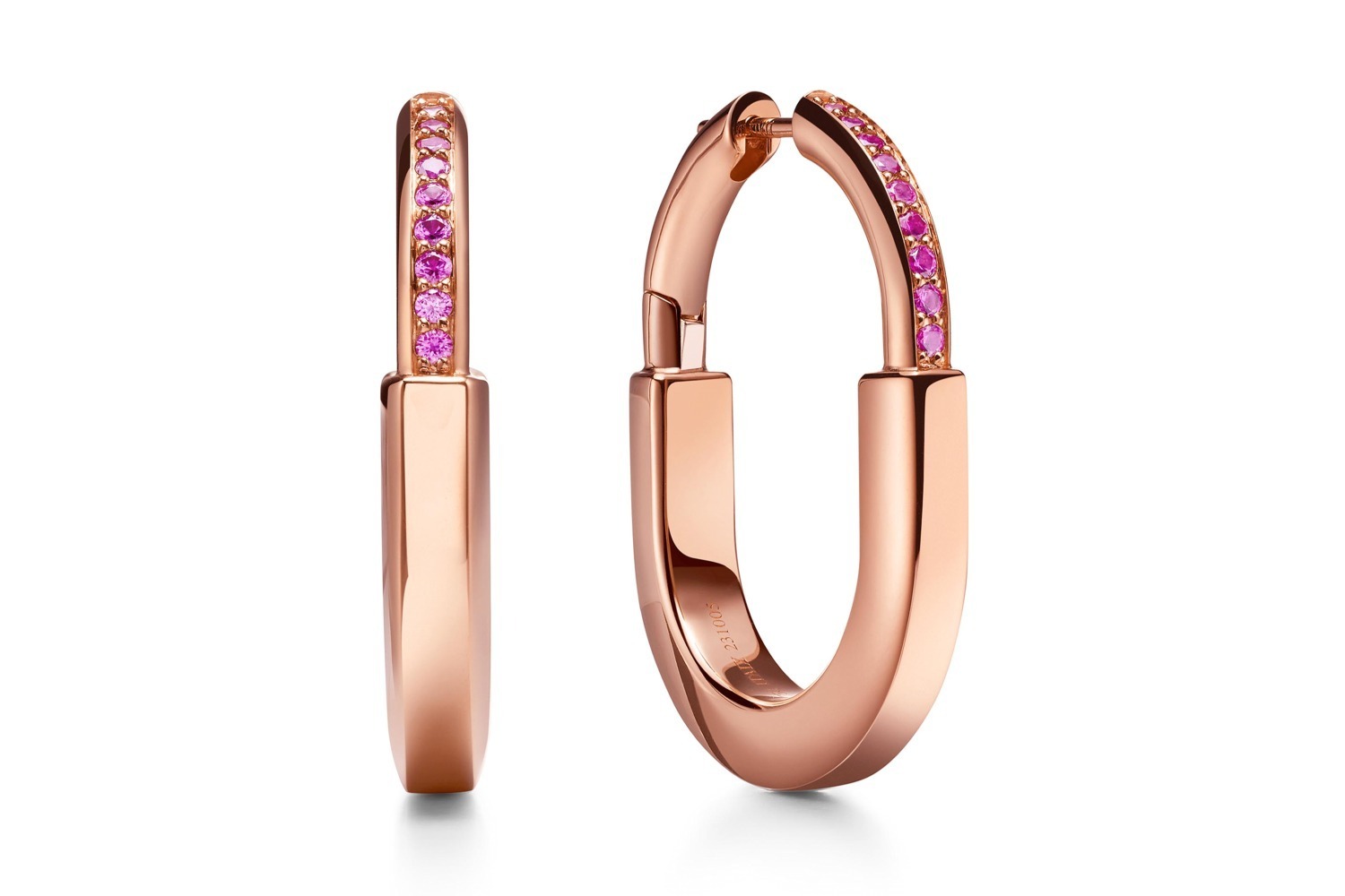 ティファニー BLACKPINKロゼ着想ジュエリー、ローズゴールド×ピンクサファイアのピアスなど