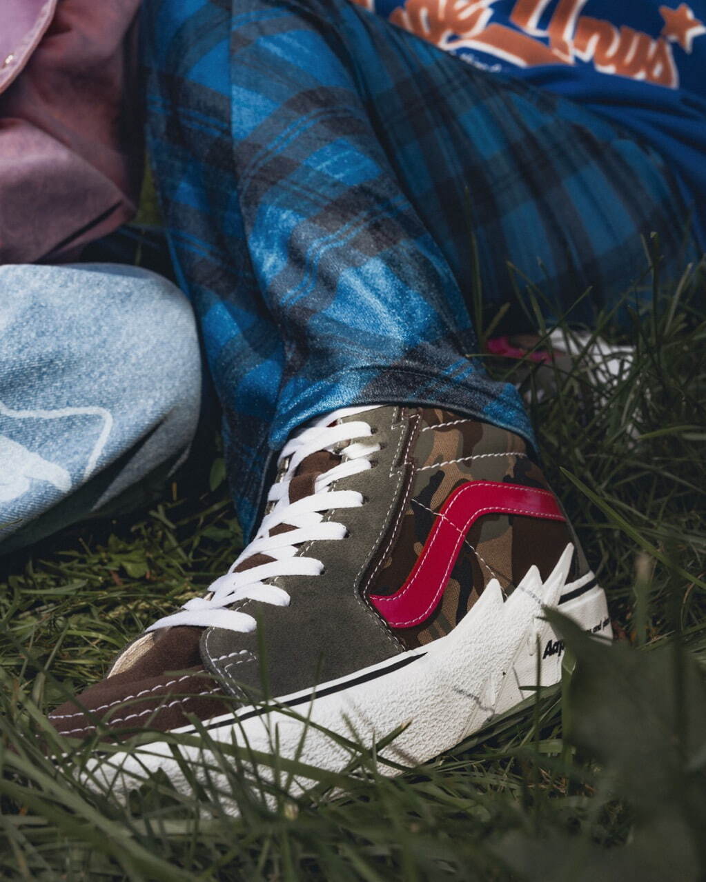 エーエイプ バイ ア ベイシング エイプ(AAPE BY A BATHING APE), ヴァンズ(Vans) オーセンティック｜写真5