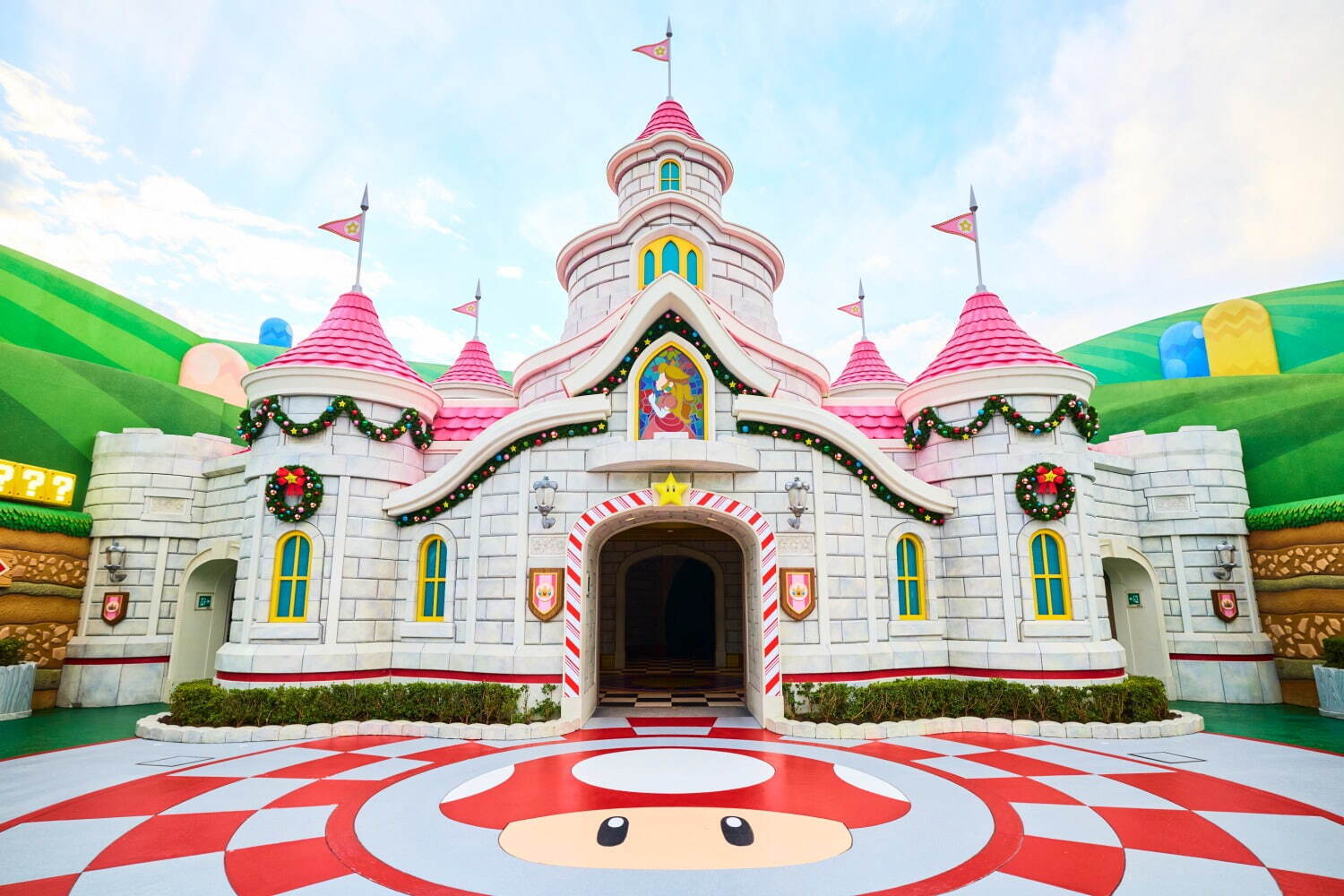 USJ「NO LIMIT！クリスマス 2023」“ド派手DJ”によるナイトショー＆30m越えのツリー｜写真25