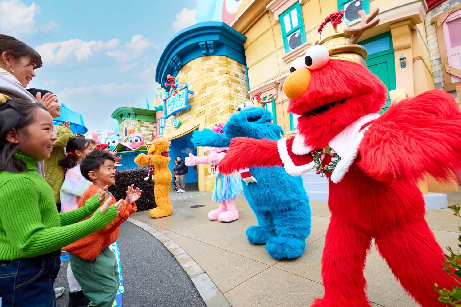 USJ「NO LIMIT！クリスマス 2023」“ド派手DJ”によるナイトショー＆30m越えのツリー｜写真21