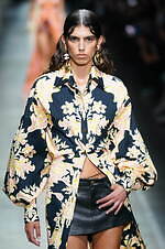 エトロ 2024年春夏コレクション - 大胆に、時に軽やかに｜写真2