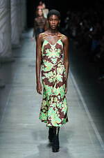 エトロ 2024年春夏コレクション - 大胆に、時に軽やかに｜写真11