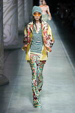 エトロ 2024年春夏コレクション - 大胆に、時に軽やかに｜写真15