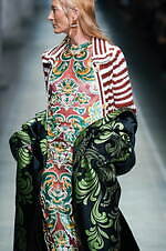 エトロ 2024年春夏コレクション - 大胆に、時に軽やかに｜写真20