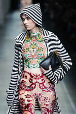 エトロ 2024年春夏コレクション - 大胆に、時に軽やかに｜写真22