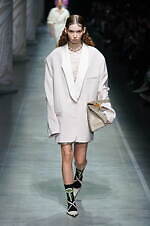 エトロ 2024年春夏コレクション - 大胆に、時に軽やかに｜写真45