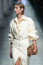 エトロ 2024年春夏コレクション - 大胆に、時に軽やかに｜写真48