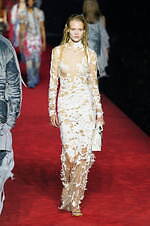 ディーゼル 2024年春夏コレクション - 熱狂に包まれたパーティへ｜写真8