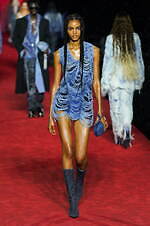 ディーゼル 2024年春夏コレクション - 熱狂に包まれたパーティへ｜写真25