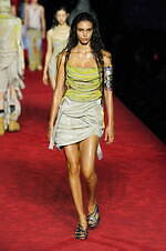 ディーゼル 2024年春夏コレクション - 熱狂に包まれたパーティへ｜写真41