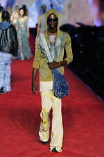 ディーゼル 2024年春夏コレクション - 熱狂に包まれたパーティへ｜写真46