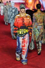 ディーゼル 2024年春夏コレクション - 熱狂に包まれたパーティへ｜写真51