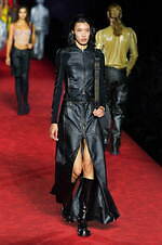 ディーゼル 2024年春夏コレクション - 熱狂に包まれたパーティへ｜写真64