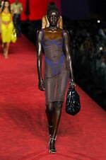 ディーゼル 2024年春夏コレクション - 熱狂に包まれたパーティへ｜写真66