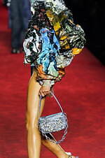 ディーゼル 2024年春夏コレクション - 熱狂に包まれたパーティへ｜写真86