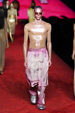 ディーゼル 2024年春夏コレクション - 熱狂に包まれたパーティへ｜写真94