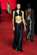 ディーゼル 2024年春夏コレクション - 熱狂に包まれたパーティへ｜写真99