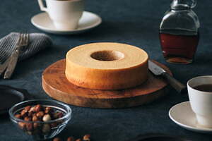 治一郎の秋限定バウムクーヘン、焦がしバター香るキャラメル＆メープルナッツ