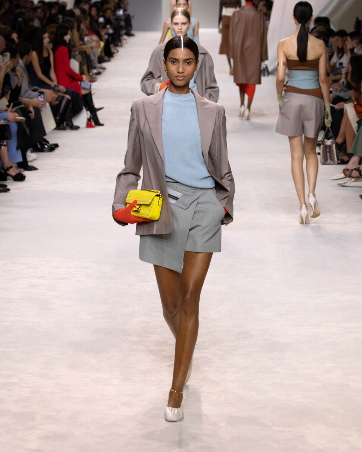 フェンディ(FENDI) 2024年春夏ウィメンズコレクション  - 写真5